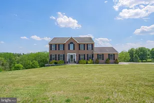 385 Farmington Rd, Breinigsville, PA 18031 - Photo 1