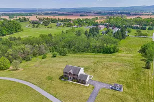 385 Farmington Rd, Breinigsville, PA 18031 - Photo 7