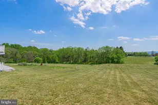 385 Farmington Rd, Breinigsville, PA 18031 - Photo 55