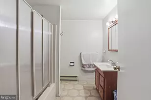 1480 Pennsylvania Ave, Emmaus, PA 18049 - Photo 21