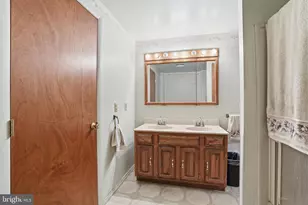 1480 Pennsylvania Ave, Emmaus, PA 18049 - Photo 35