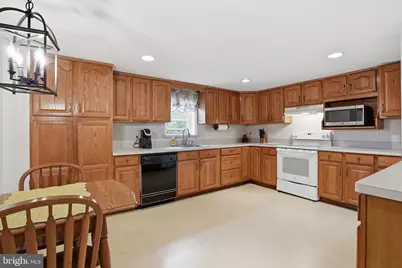 1480 Pennsylvania Avenue, Emmaus, PA 18049 - Photo 15