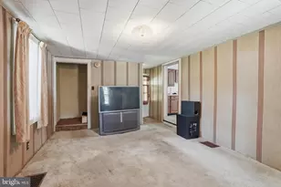 1476 Pennsylvania Ave, Emmaus, PA 18049 - Photo 5