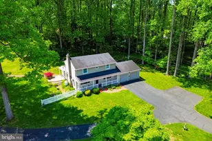 5662 Oak Ln, Zionsville, PA 18092 - Photo 3