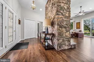 1223 Morning Star Dr, Allentown, PA 18106 - Photo 5