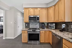 7018 Tuscany Dr, Macungie, PA 18062 - Photo 19