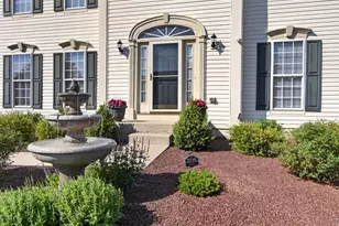 7018 Tuscany Dr, Macungie, PA 18062 - Photo 5