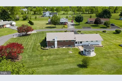 4420 N Sunset Drive, Coopersburg, PA 18036 - Photo 9