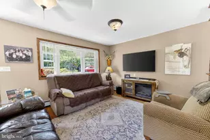 1433 Flint Hill Rd, Coopersburg, PA 18036 - Photo 15
