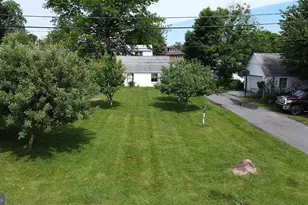 172 Harrison St, Emmaus, PA 18049 - Photo 23