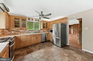 614 Glenwood St, Emmaus, PA 18049 - Photo 11