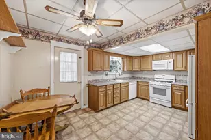 2030 Lawfer Ave, Allentown, PA 18104 - Photo 15
