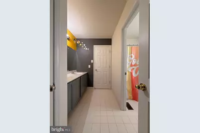 894 Yorkshire Drive, Breinigsville, PA 18031 - Photo 39