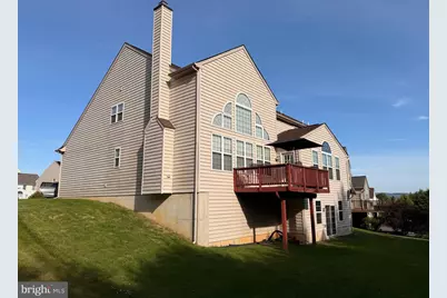 894 Yorkshire Drive, Breinigsville, PA 18031 - Photo 3