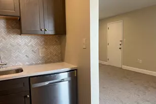 526 Broad St, Emmaus, PA 18049 - Photo 7