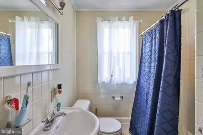 1635 E Emmaus Avenue, Allentown, PA 18103 - Photo 29