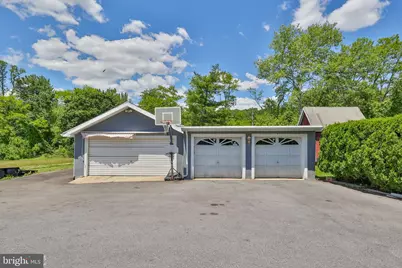 1635 E Emmaus Avenue, Allentown, PA 18103 - Photo 69