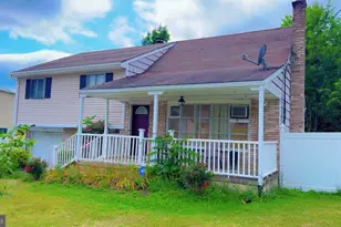 511 E Harrison St, Emmaus, PA 18049 - Photo 1