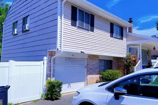 511 E Harrison St, Emmaus, PA 18049 - Photo 3