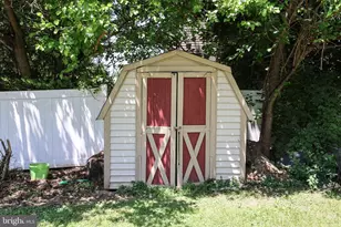 511 E Harrison St, Emmaus, PA 18049 - Photo 41