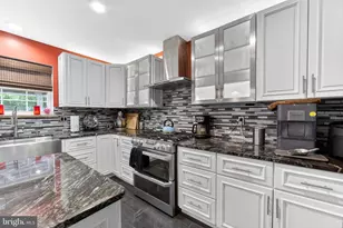 6840 Scenic View Dr, Macungie, PA 18062 - Photo 13