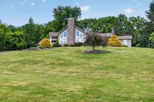 4701 Main Rd W, Emmaus, PA 18049 - Photo 35