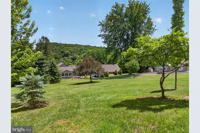 4701 Main Rd W, Emmaus, PA 18049 - Photo 33