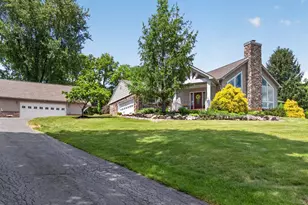 4701 Main Rd W, Emmaus, PA 18049 - Photo 5