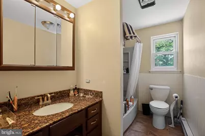 4844 Pine Grove Circle, Allentown, PA 18106 - Photo 11
