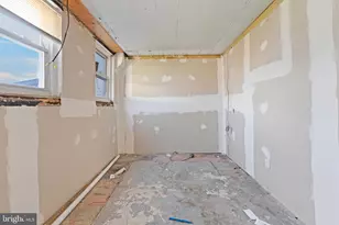 927 W Wyoming St, Allentown, PA 18103 - Photo 29