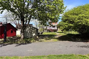 414 S 6th St, Emmaus, PA 18049 - Photo 27