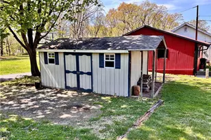 414 S 6th St, Emmaus, PA 18049 - Photo 25
