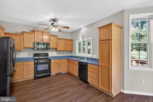 4073 Waterford Dr, Center Valley, PA 18034 - Photo 19
