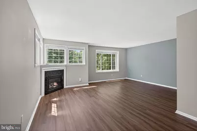 4073 Waterford Drive, Center Valley, PA 18034 - Photo 9