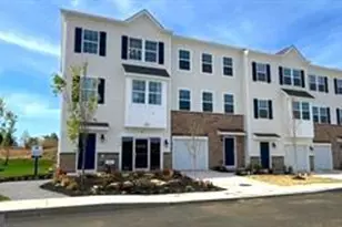8216 Alexander Ct, Breinigsville, PA 18031 - Photo 1