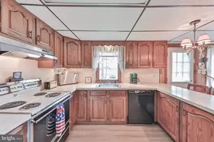 2883 W South St, Allentown, PA 18103 - Photo 21