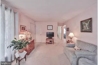 2883 W South Street, Allentown, PA 18103 - Photo 7