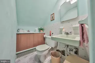 2883 W South St, Allentown, PA 18103 - Photo 45