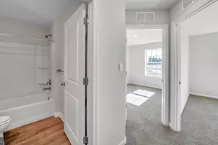 8305 Brodie Ct, Breinigsville, PA 18031 - Photo 45