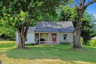 1559 Wind Hill Rd, Coopersburg, PA 18036 - Photo 3