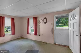 1559 Wind Hill Rd, Coopersburg, PA 18036 - Photo 11