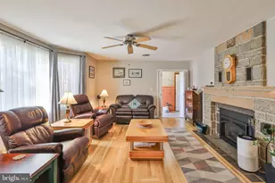 1205 Pennsylvania Ave, Emmaus, PA 18049 - Photo 13