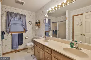 7049 Carriage Dr, Coopersburg, PA 18036 - Photo 19