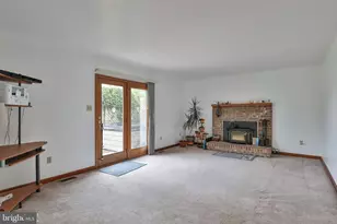 7049 Carriage Dr, Coopersburg, PA 18036 - Photo 15