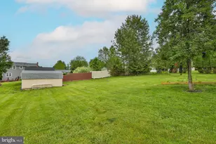 7049 Carriage Dr, Coopersburg, PA 18036 - Photo 37