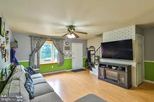 411 E Oxford St, Coopersburg, PA 18036 - Photo 5