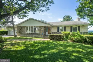 1657 Clearview Rd, Coplay, PA 18037 - Photo 5