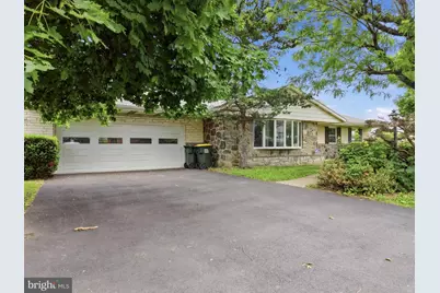 1657 Clearview Road, Coplay, PA 18037 - Photo 7