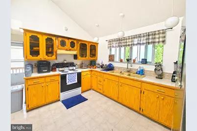1401 W Pennsylvania Street, Allentown, PA 18102 - Photo 3