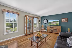 4601 Christina Dr, Whitehall, PA 18052 - Photo 9